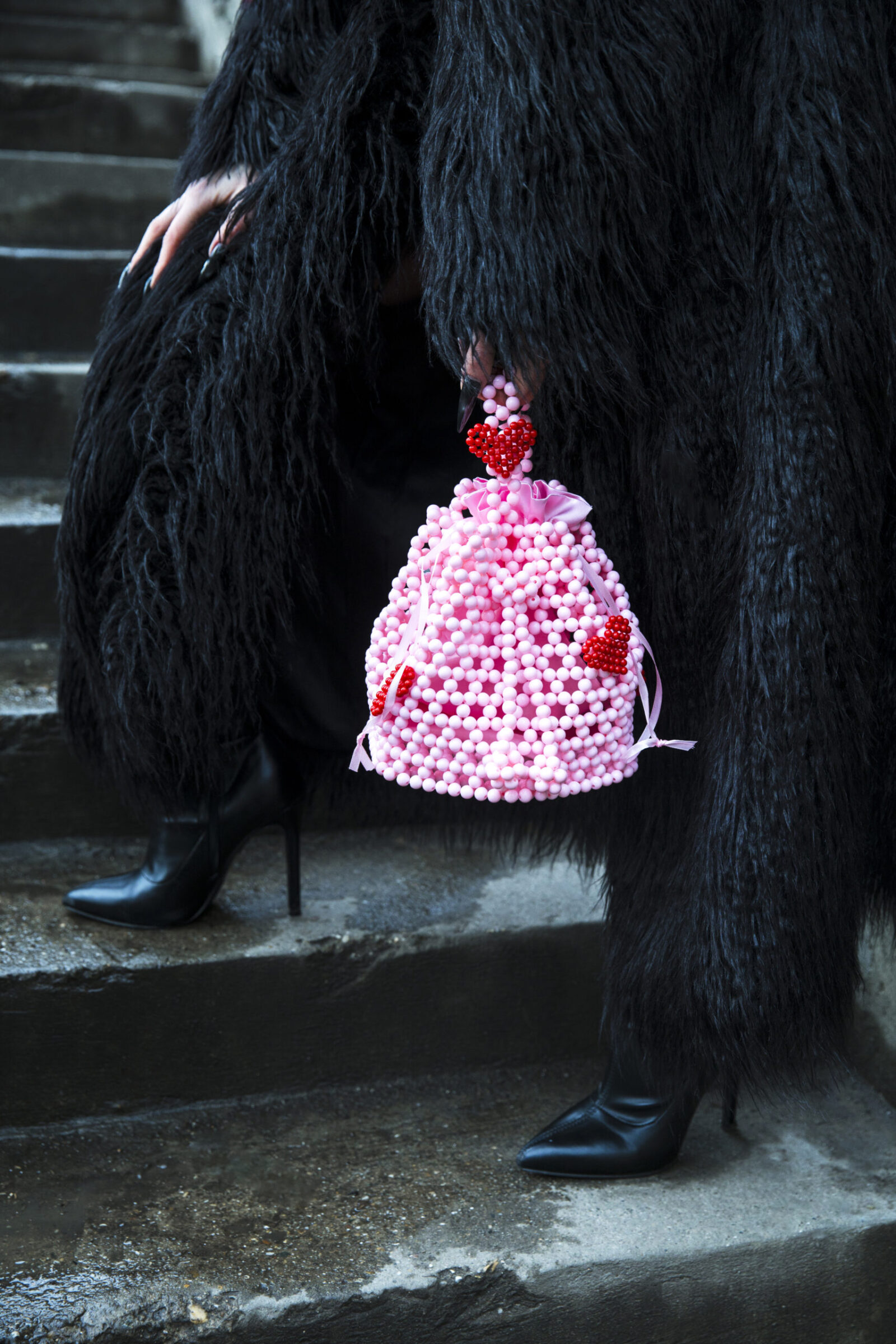 CUTE IS A STRATEGY  bucket torba